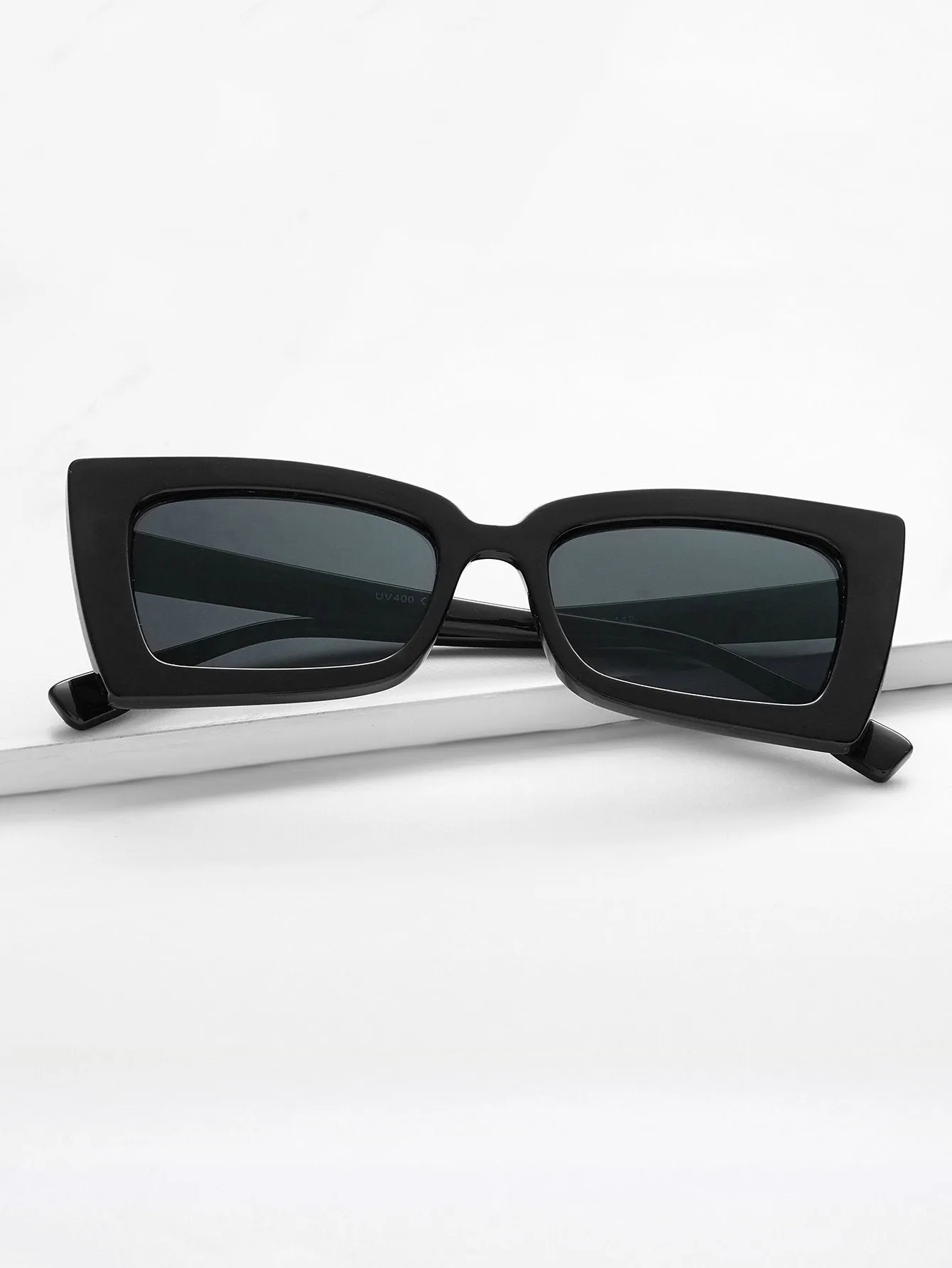 Retro Square Pointed Sunglasses